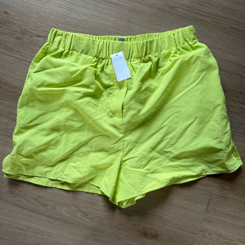 ASOS Topshop Relaxed Boxer Shorts Sz 6 Neon Green NEW